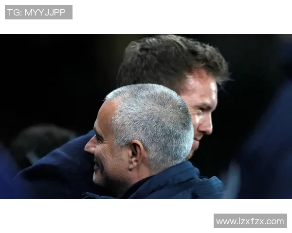 狼队对阵谢斯伯利激战正酣球迷期待精彩进球与战术较量