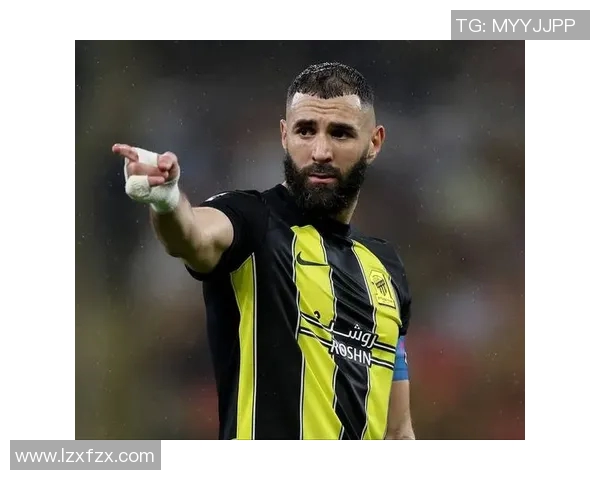 皇马逆转拜仁精彩绝杀本泽马加时赛展现王者风范