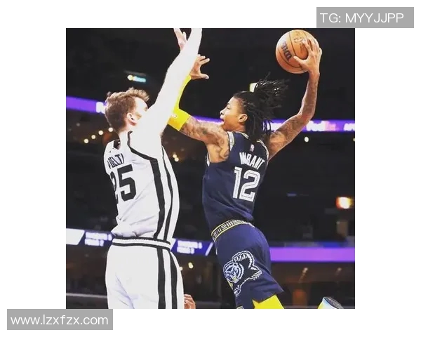 贾莫兰特的篮球之路：从新秀到全明星的成长历程与挑战