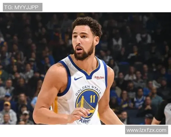 马库斯斯马特的篮球之路与领导力探讨：从新秀到球队核心的成长历程