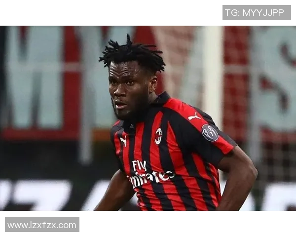 迪巴拉的足球之路：从天才少年到世界顶级球星的蜕变与荣耀