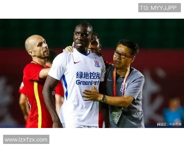 贝西克与摩纳哥的精彩对决结果揭晓球迷热议赛场表现 贝西克与摩纳哥的精彩对决结果揭晓球迷热议赛场表现