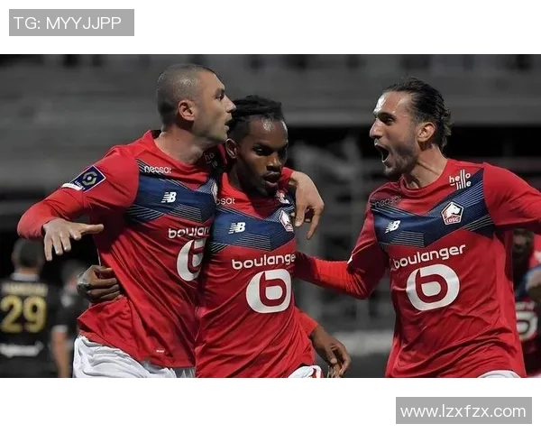 波尔多与马赛的激烈对决揭示法甲联赛的竞争魅力与球队实力较量