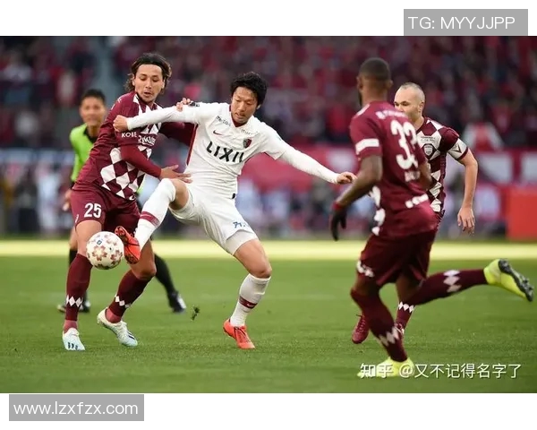 神户胜利船与川崎前锋的激烈对决展现足球魅力与战术智慧 神户胜利船与川崎前锋的激烈对决展现足球魅力与战术智慧