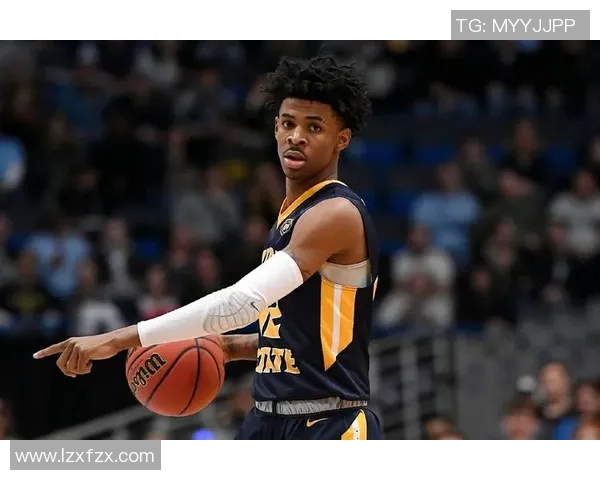 莫兰特复出首战狂砍38分灰熊球迷齐声高喊MVP荣耀时刻 莫兰特复出首战狂砍38分灰熊球迷齐声高喊MVP荣耀时刻