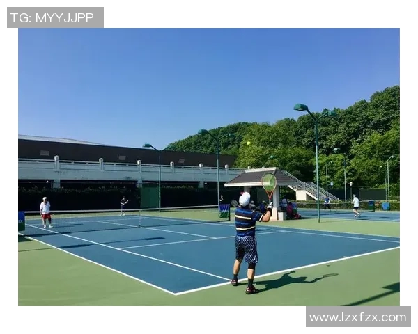 南京网球队与武汉网球队赛后复盘分析个人能力对比与表现总结