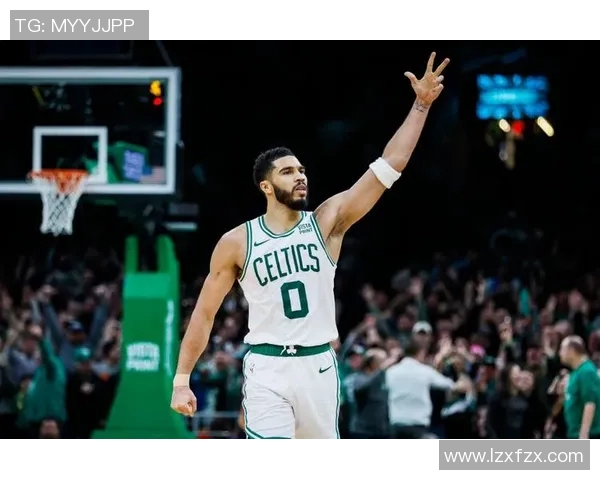 杰森塔图姆如何在NBA赛场上展现领袖魅力与超凡实力