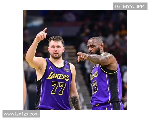 湖人勇士对决数据分析揭示比赛关键因素与球员表现